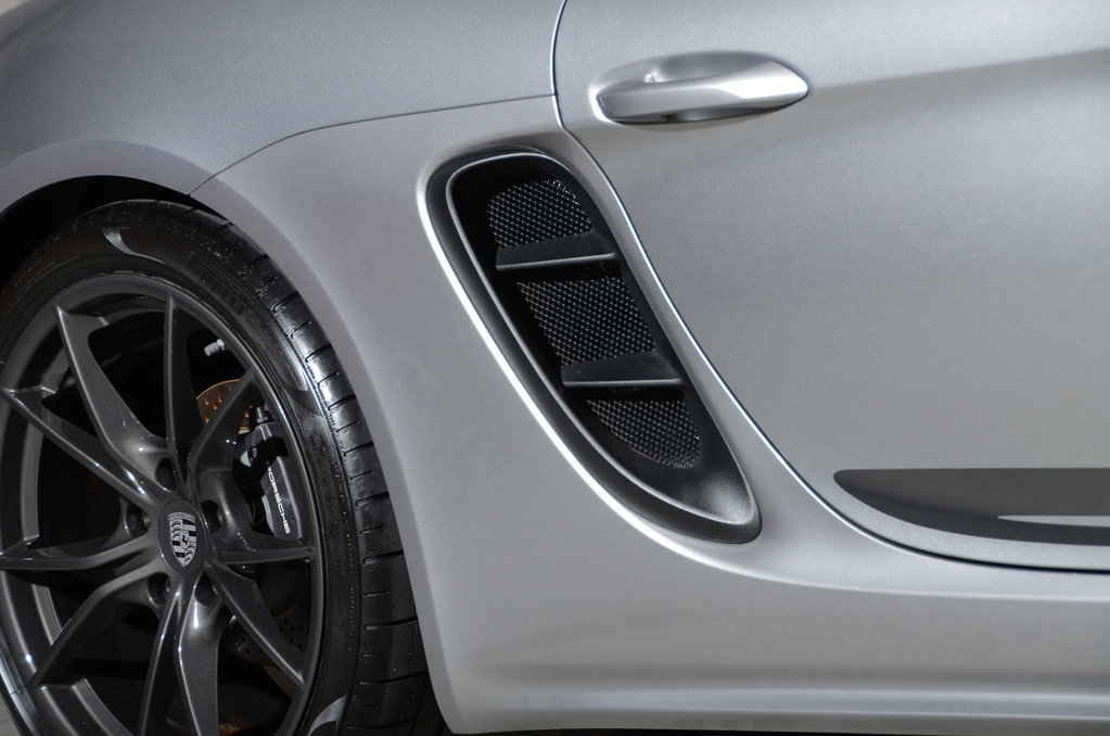 Porsche 718 Cayman T