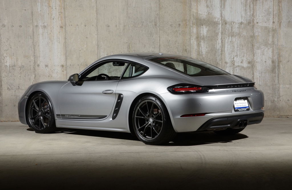 Porsche 718 Cayman T