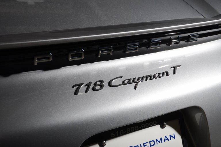 Porsche 718 Cayman T