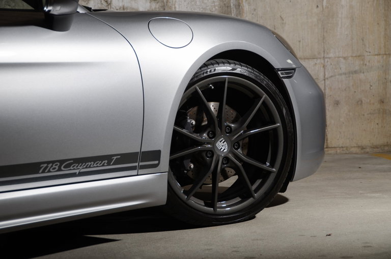 Porsche 718 Cayman T