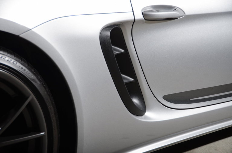 Porsche 718 Cayman T