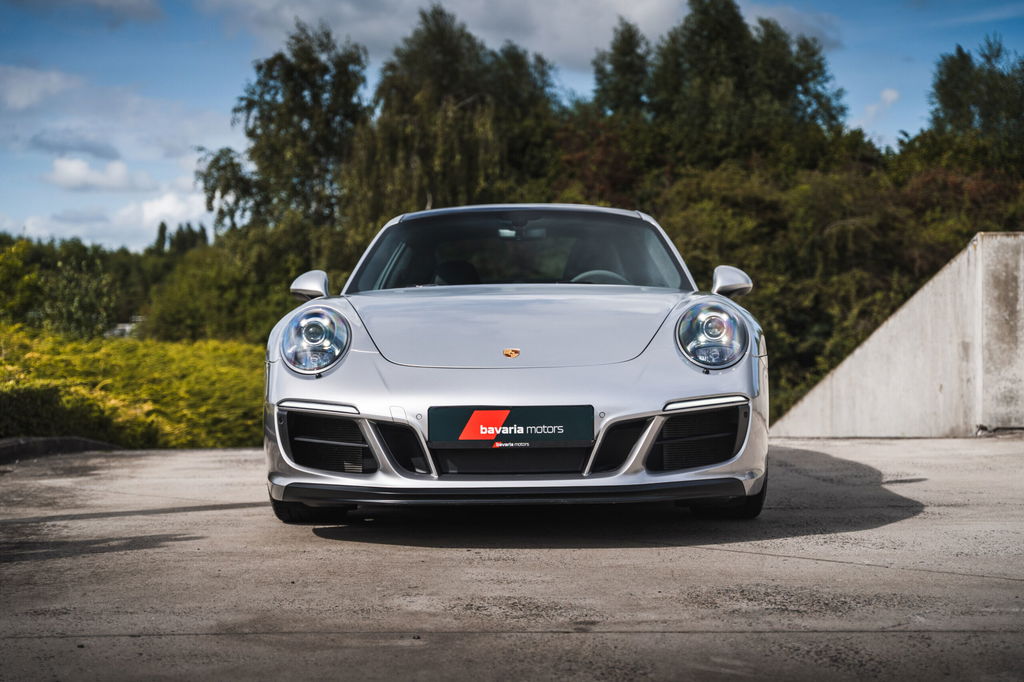 Porsche 991.2 Carrera GTS