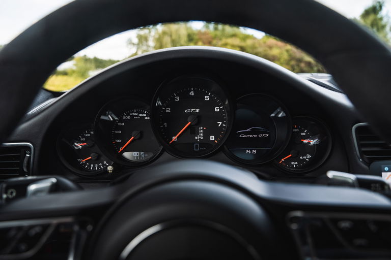 Porsche 991.2 Carrera GTS