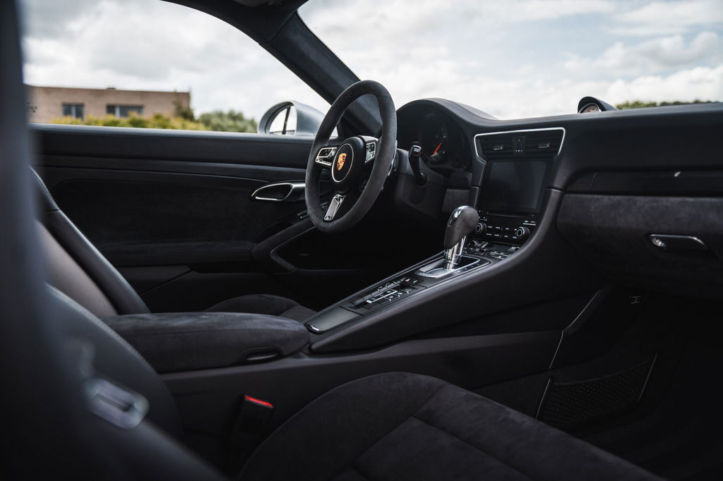 Porsche 991.2 Carrera GTS