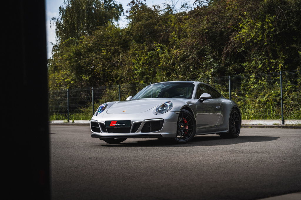 Porsche 991.2 Carrera GTS