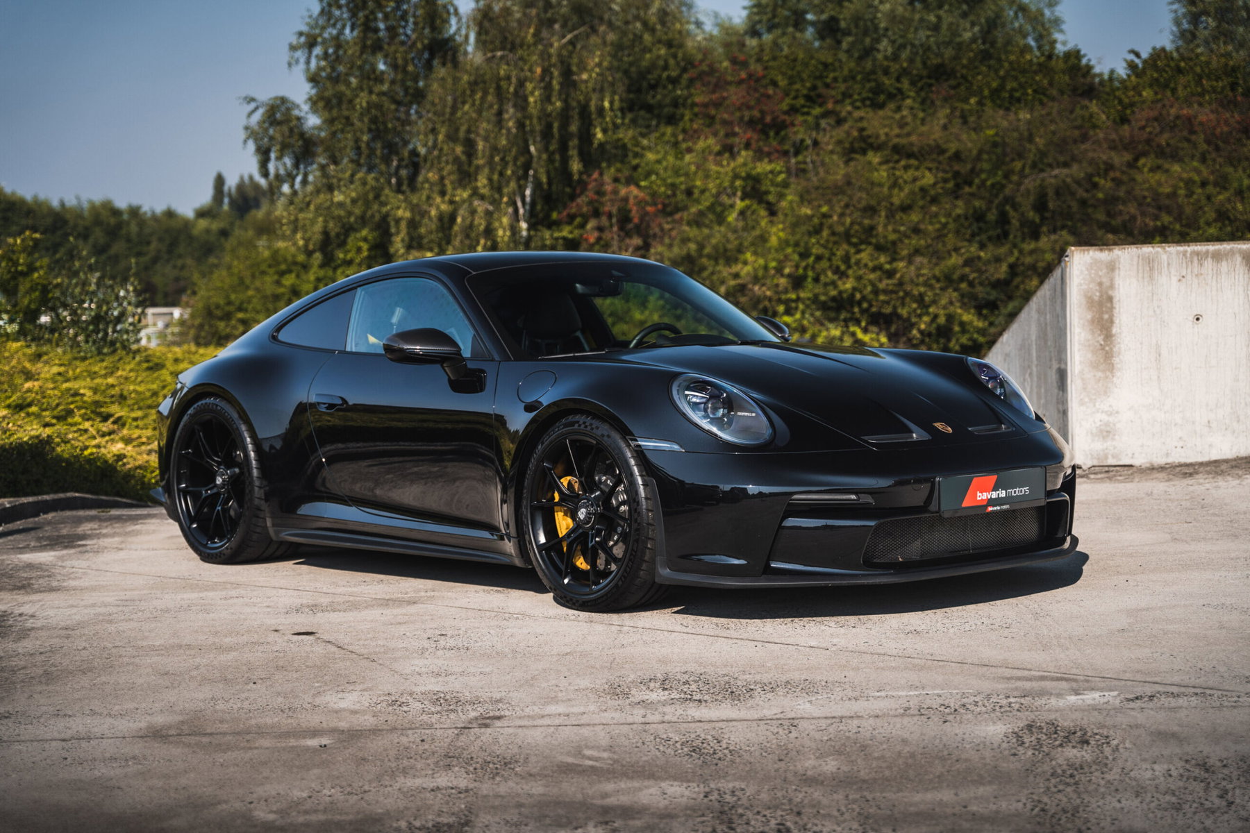 Porsche 992 GT3 Touring 2022 - elferspot.com - Marketplace for