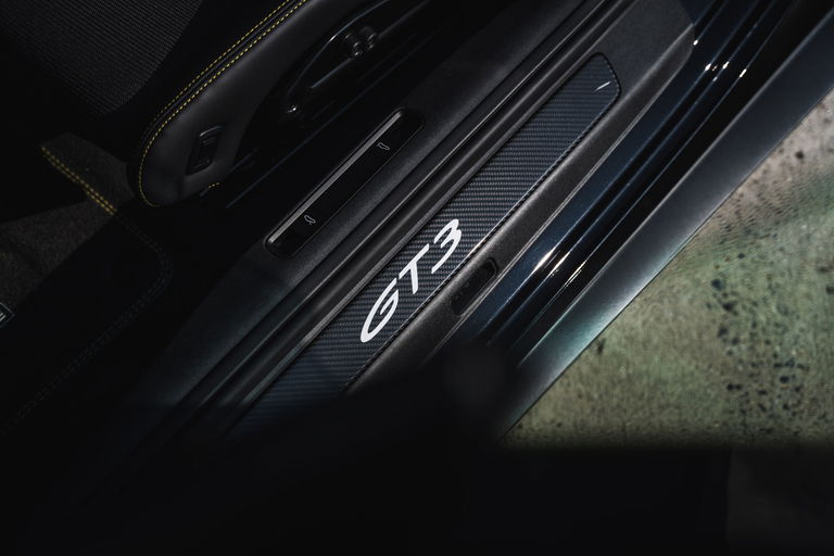 Porsche 992 GT3 Touring