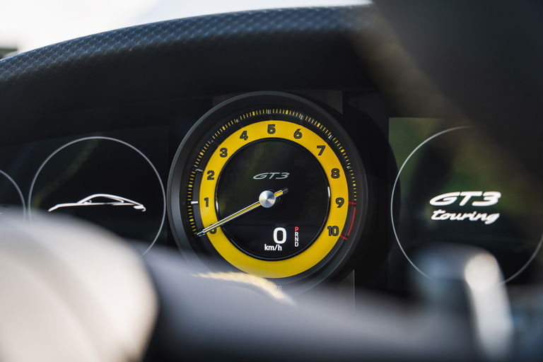Porsche 992 GT3 Touring