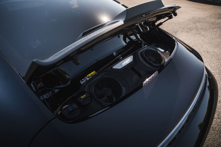 Porsche 992 GT3 Touring