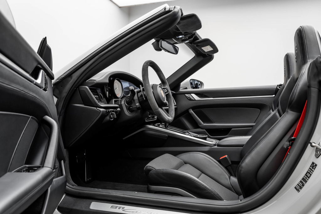 Porsche 992 Carrera S