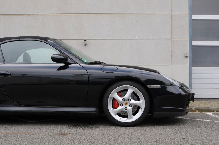 Porsche 996 Carrera 4S