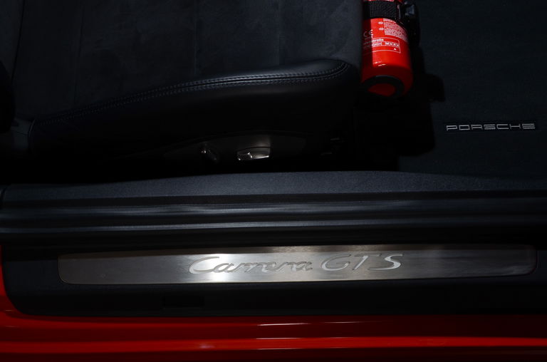Porsche 991.2 Carrera GTS