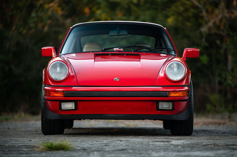 Porsche 911 Carrera 3.2 (US)