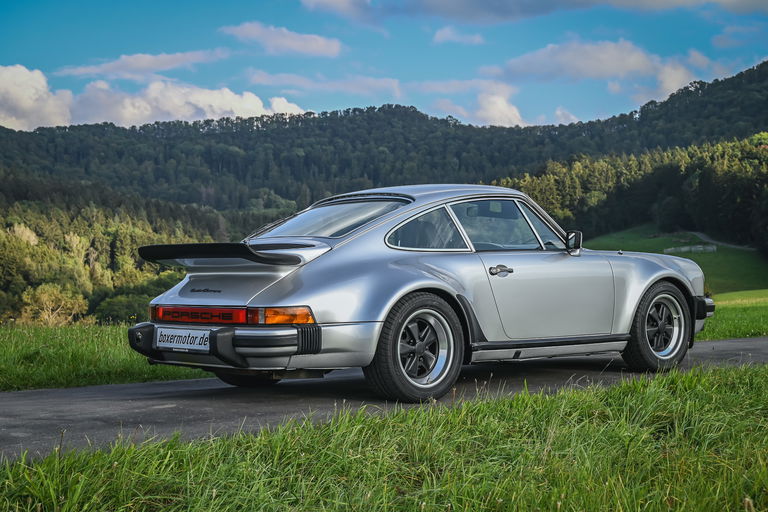 Porsche 911 Turbo 3.0 (US)