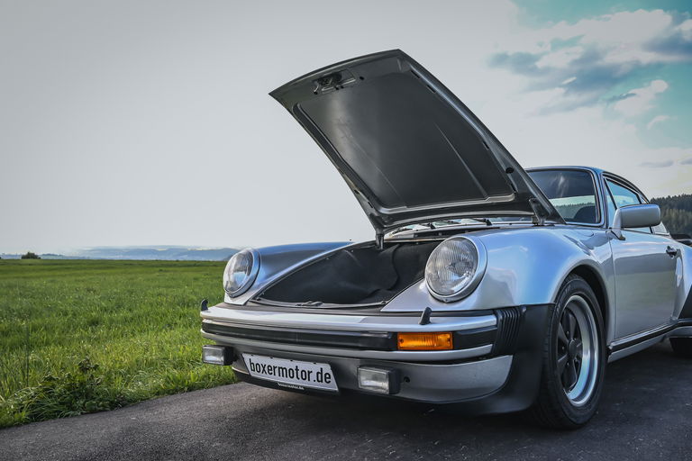 Porsche 911 Turbo 3.0 (US)
