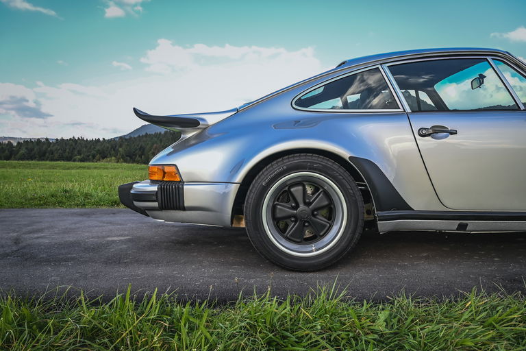 Porsche 911 Turbo 3.0 (US)