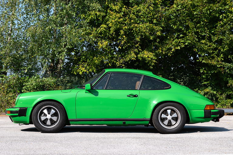 Porsche 911 Carrera 3.0