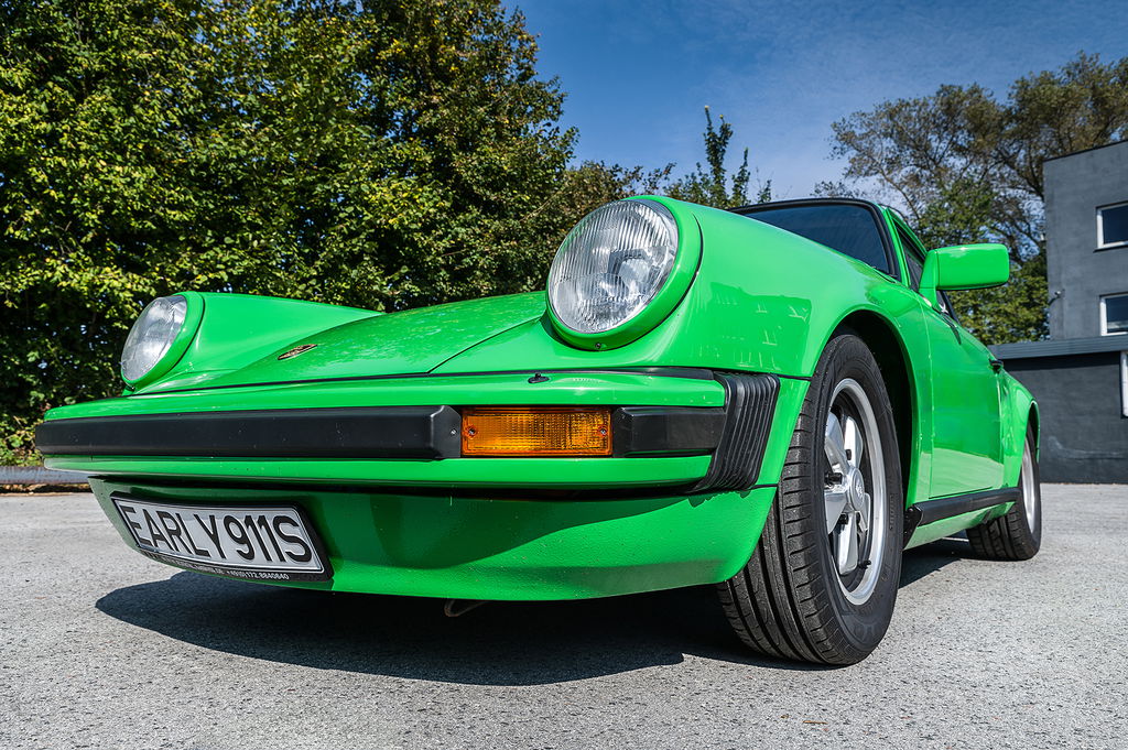 Porsche 911 Carrera 3.0