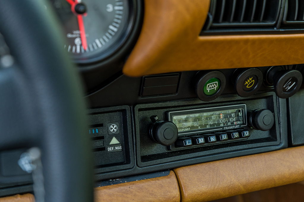 Porsche 911 Carrera 3.0