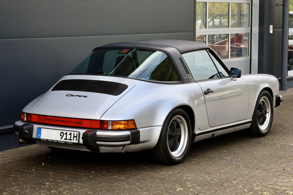 Porsche 911 Carrera 3.2