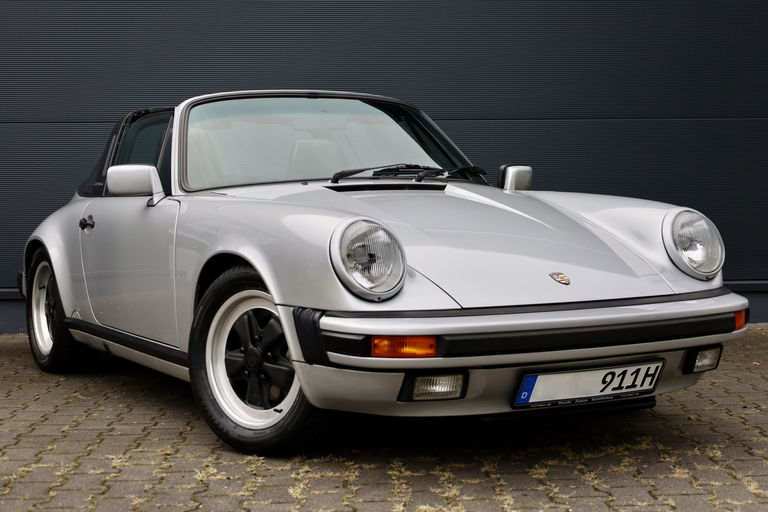 Porsche 911 Carrera 3.2