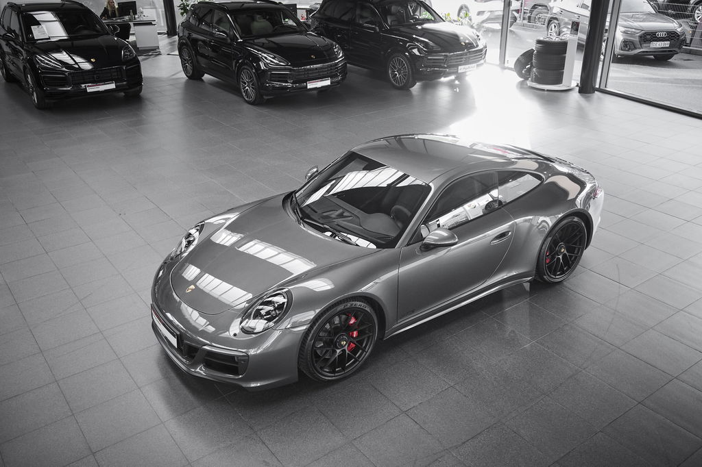 Porsche 991.2 Carrera 4 GTS