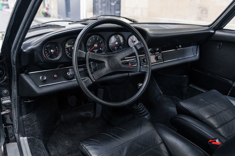 Porsche 911 S (F-Modell)