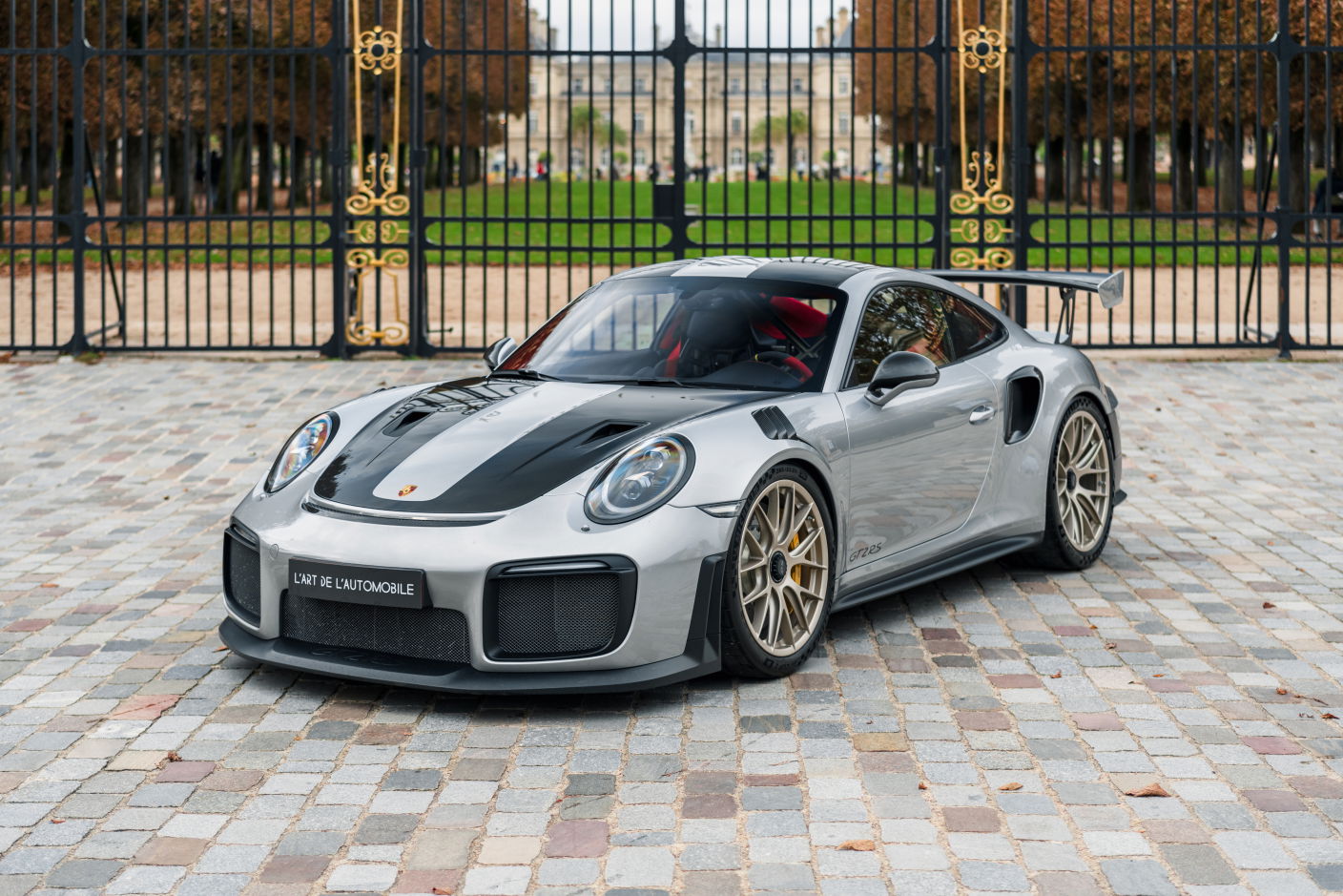 Porsche GT2RS カタログ Porsche 991 GT2 RS 2018 - elferspot.com - Marketplace for