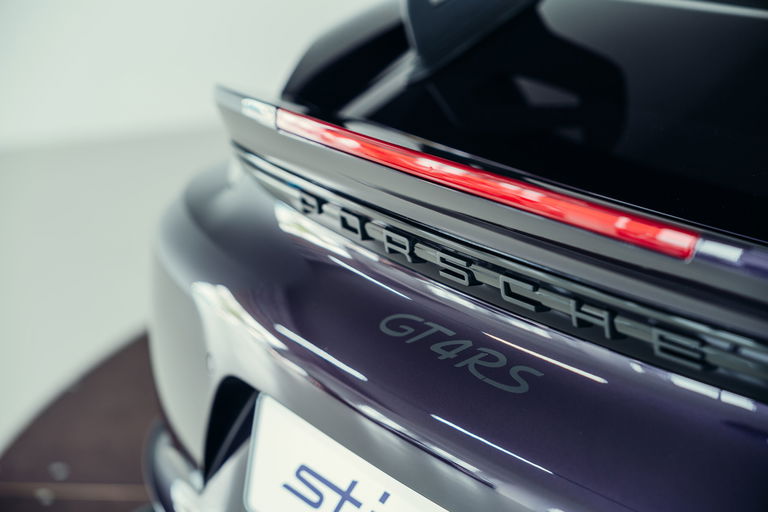 Porsche 718 Cayman GT4 RS