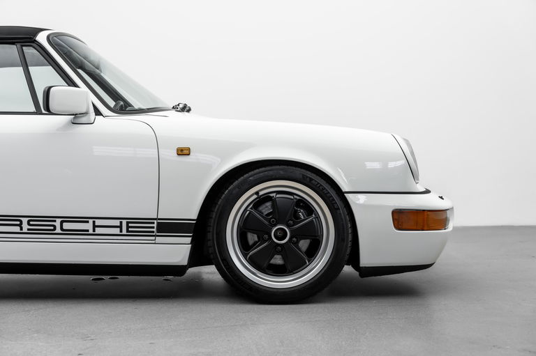 Porsche 964 Carrera 4