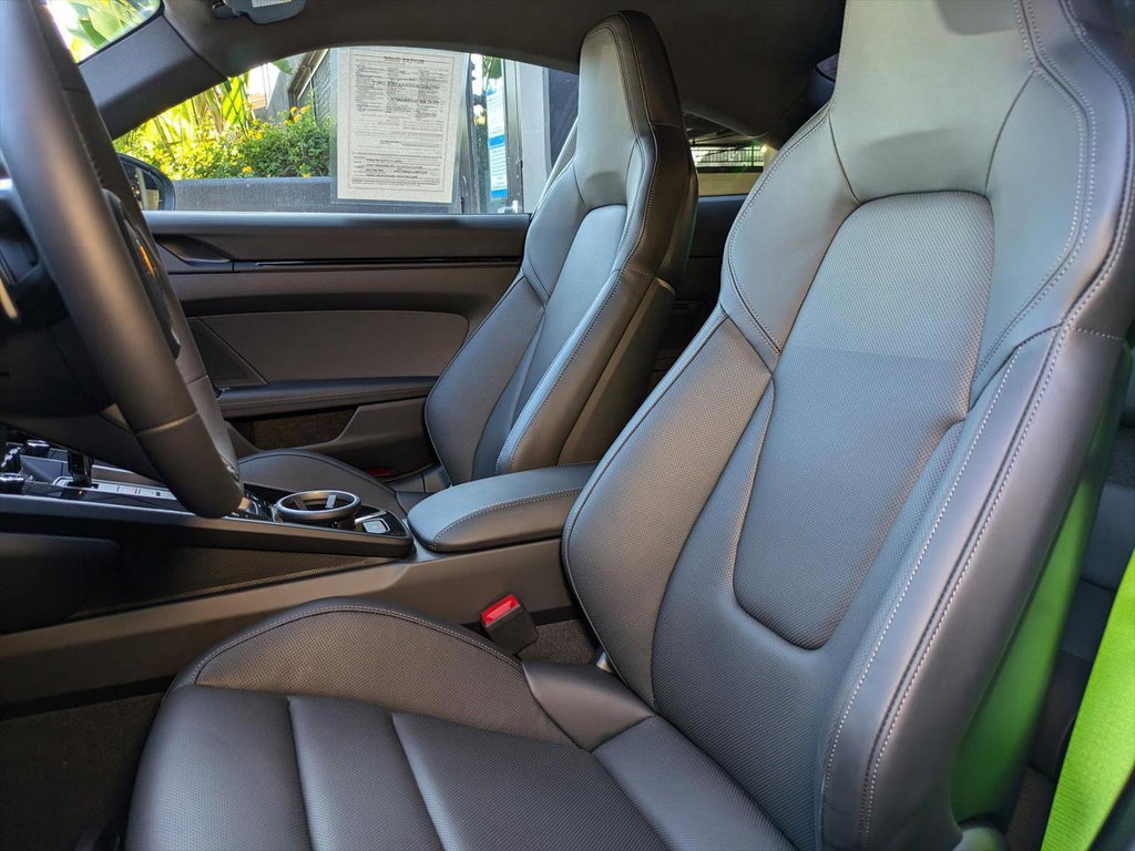 Porsche 992 Carrera T