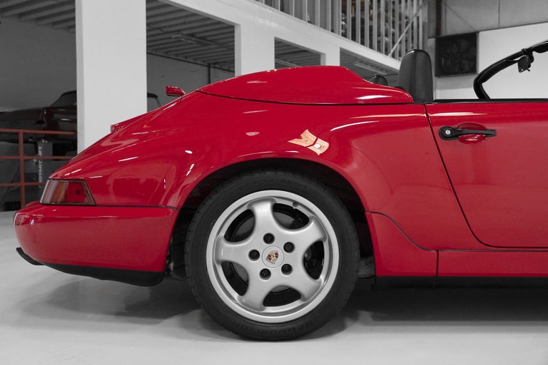 Porsche 964 Carrera 2 Speedster