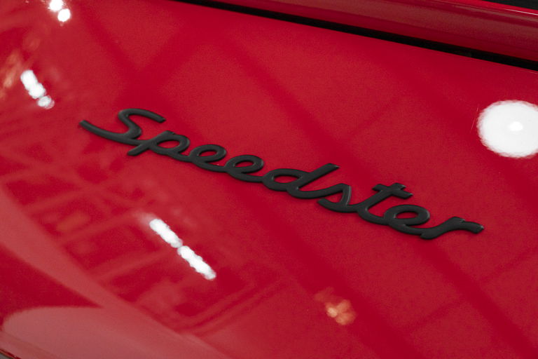 Porsche 964 Carrera 2 Speedster