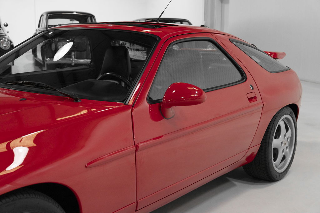 Porsche 928 GTS