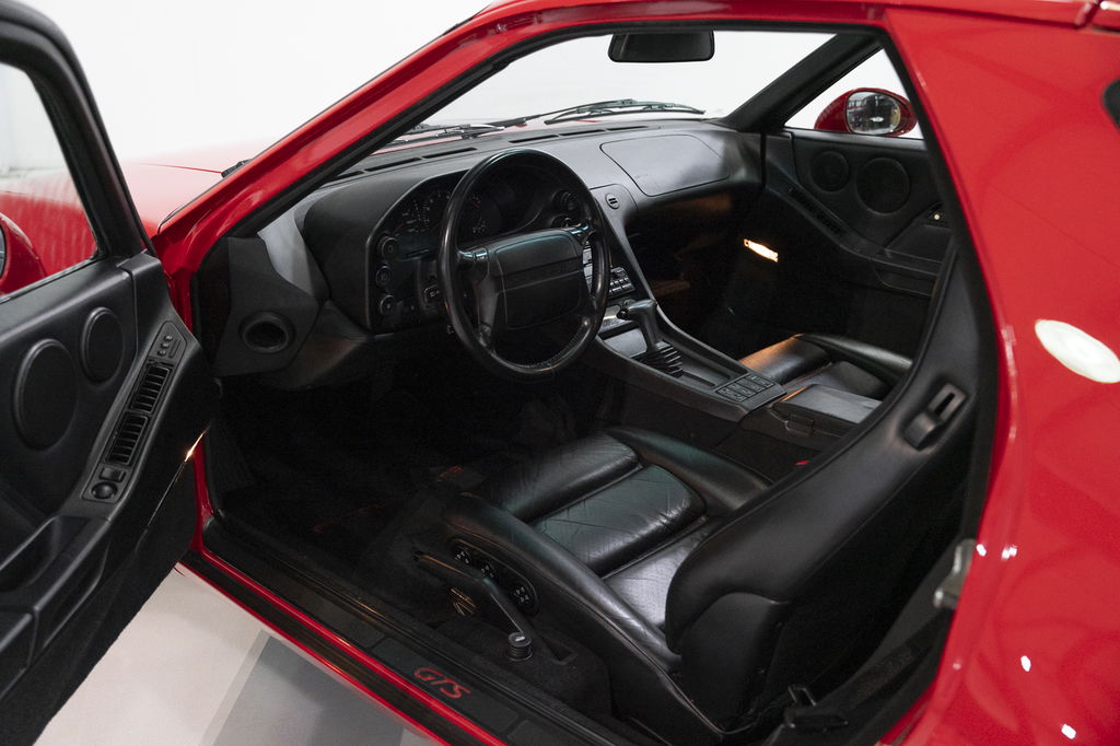 Porsche 928 GTS