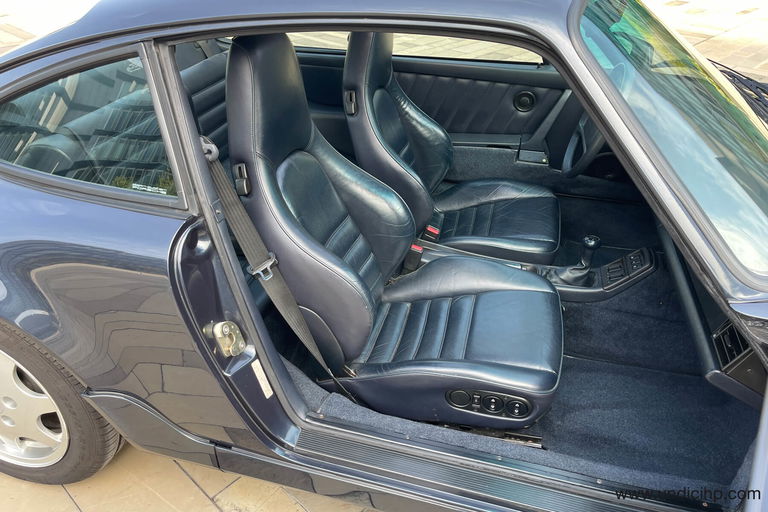 Porsche 964 Carrera 4