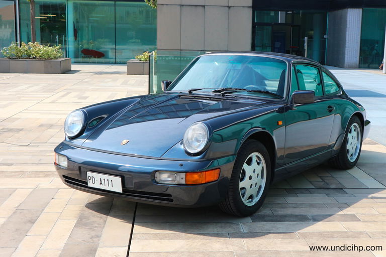 Porsche 964 Carrera 4