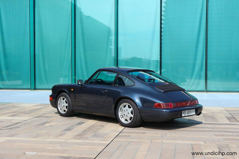 Porsche 964 Carrera 4