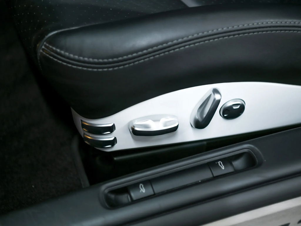 Porsche 997.2 Carrera GTS