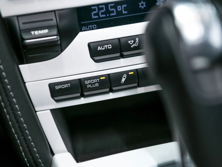 Porsche 997.2 Carrera GTS