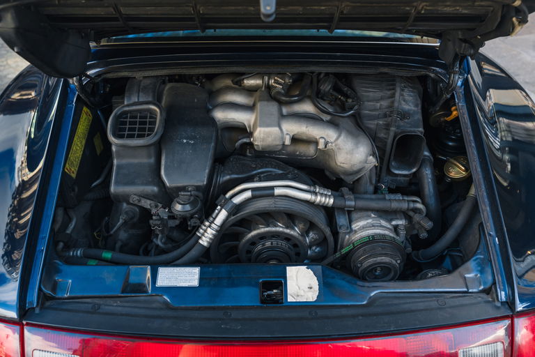 Porsche 993 Carrera 4