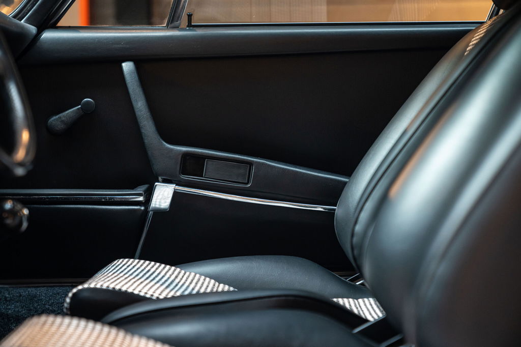 Porsche 911 S (F-Modell)