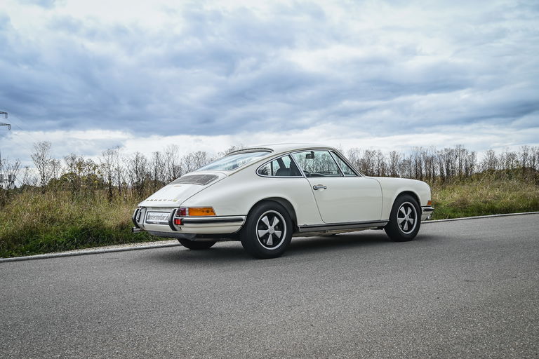 Porsche 911 S (F-Modell)