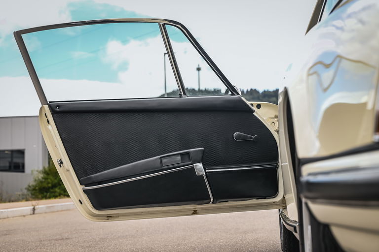 Porsche 911 S (F-Modell)