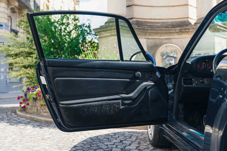 Porsche 993 Carrera 4