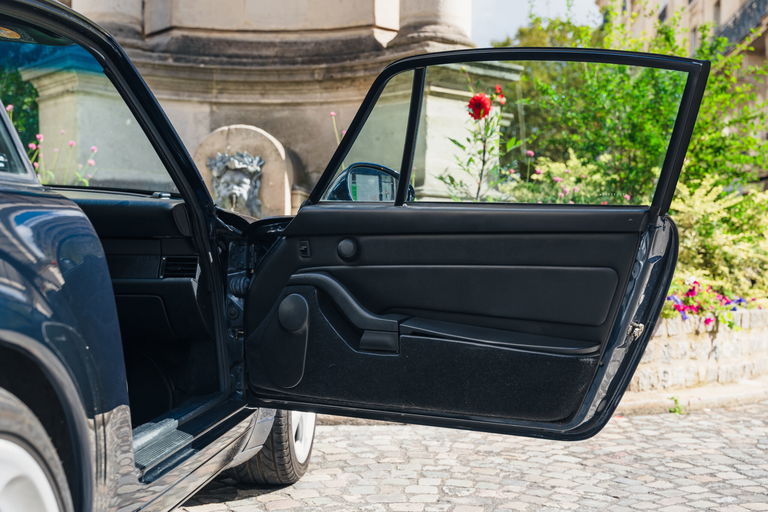 Porsche 993 Carrera 4