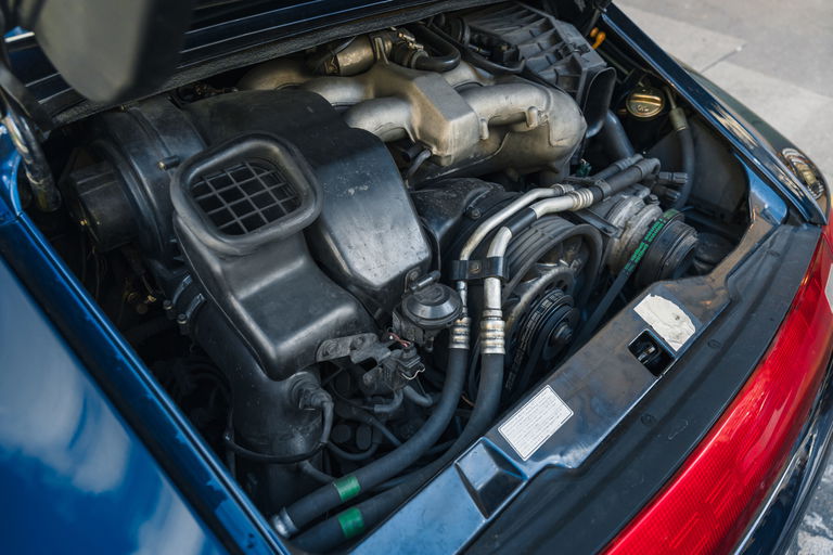 Porsche 993 Carrera 4