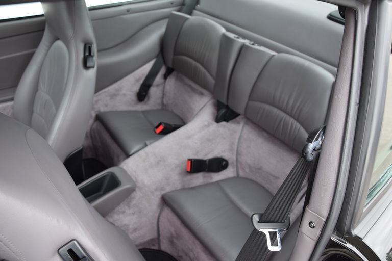 Porsche 993 Carrera 4S