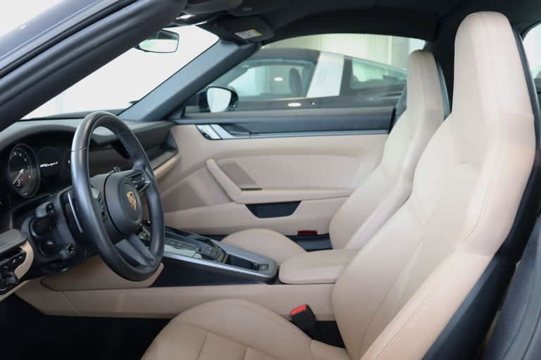 Porsche 992 Targa 4