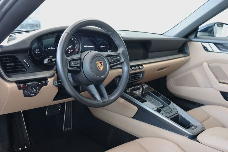 Porsche 992 Targa 4